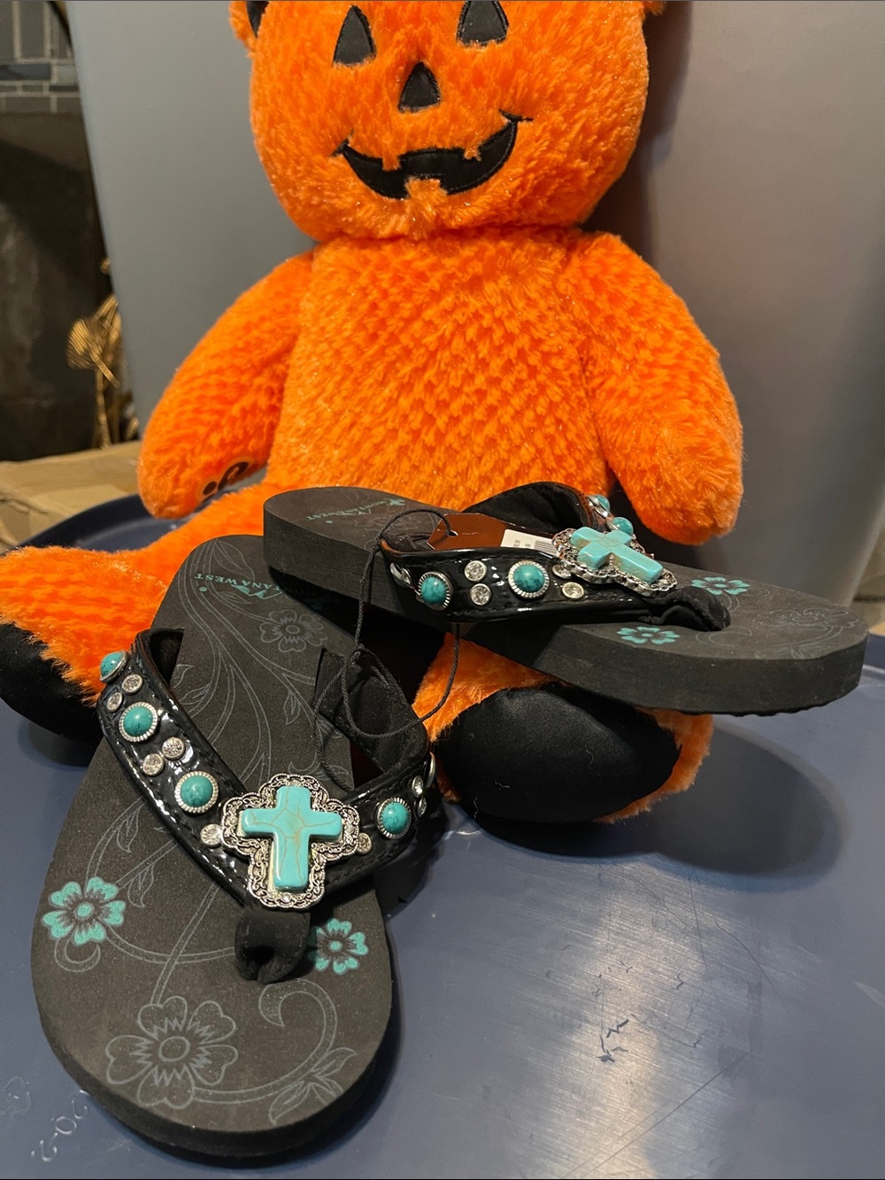 New Kids Montana West Black Flip Flops with Turquoise Cross Accents sizes 13-4